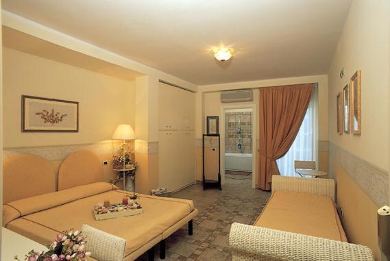 Hotel Marconi San Benedetto del Tronto Esterno foto