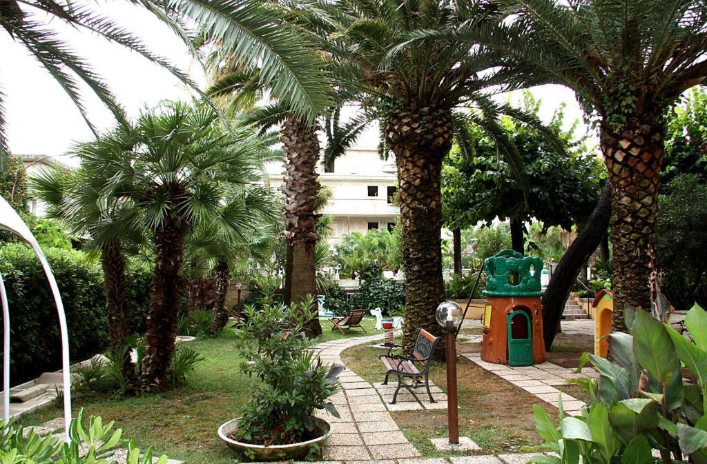 Hotel Marconi San Benedetto del Tronto Esterno foto