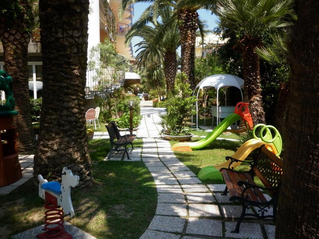 Hotel Marconi San Benedetto del Tronto Esterno foto